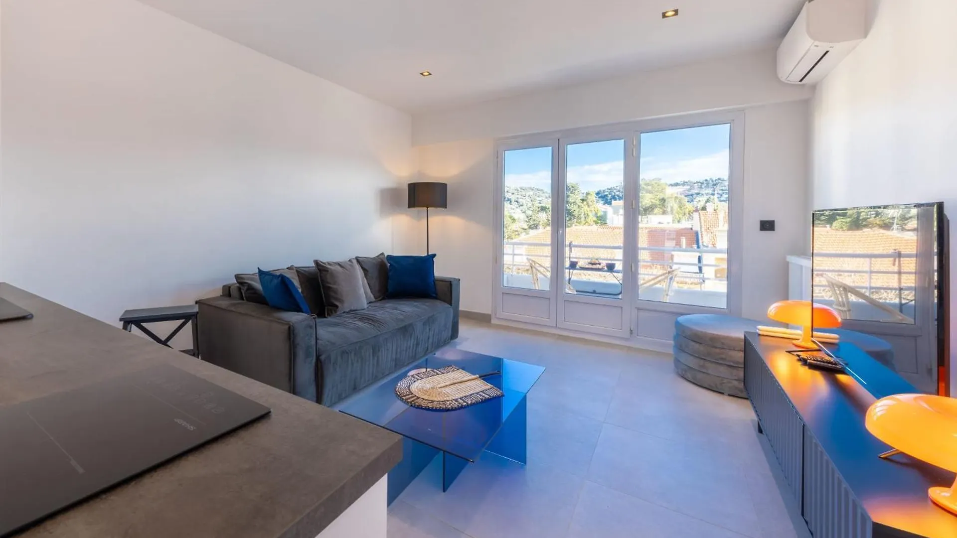 06Az - Apartment With Terrace - 10Min From Palais Cannes Francia